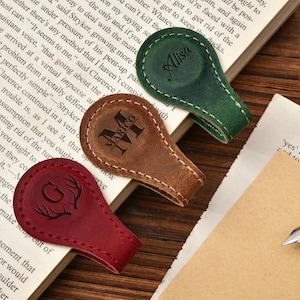 Custom Magnetic Leather Engraved Bookmark,Magnetic Gift for Book Lovers,Engraved Name Bookmark for Her,Gifts For Teacher,Reading Accessories