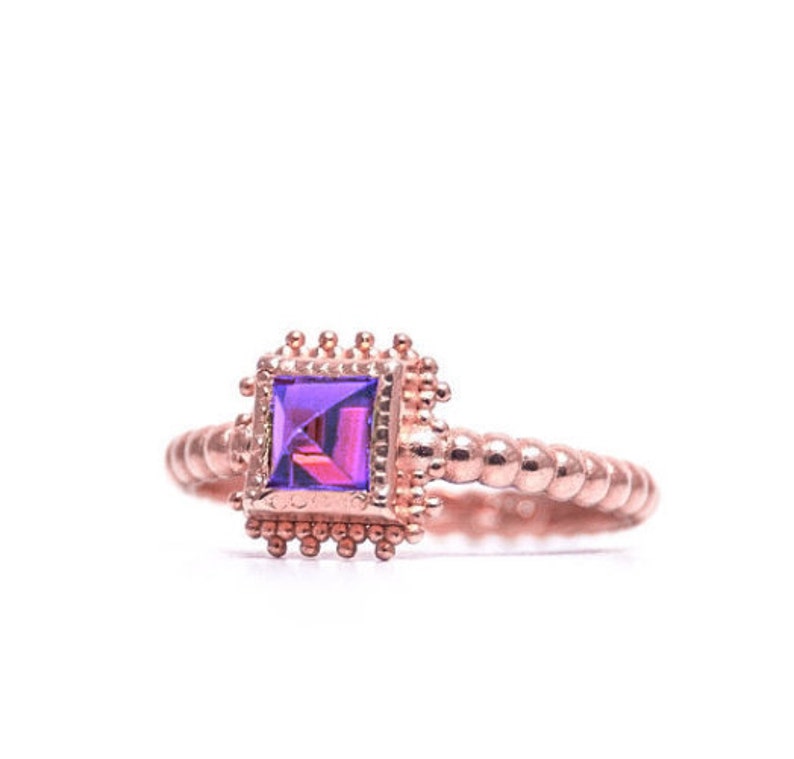 Square Ultra Violet gemstone 9k Rose Gold Granulated Jewelry Gift For Her Birthstone February Amethyst Ring Solitaire Ring 9k Rose Gold