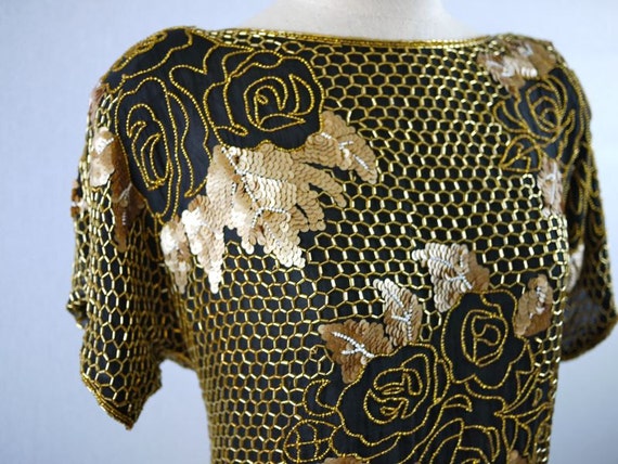 Gold and Black Sequined Short Sleeve Floral Beade… - image 1