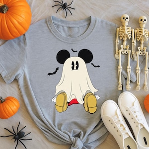 Camiseta de Mickey Fantasma de Disney, Camiseta de Mickey para Halloween, Camiseta de Halloween de Disney, Camiseta de Temporada Espeluznante, Camiseta Linda de Disney Fantasma, Camiseta de Disney a Juego