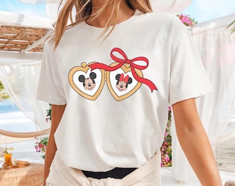 Maglietta con medaglione di Topolino e Minnie, Maglietta con fiocco con medaglione Disney, Maglietta con fiocco Coquette Disney, Maglietta con medaglione Disney, Maglietta WDW Magic Kingdom, Maglietta Disney