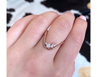 Cluster Deep Curve Diamond Ring 14K Real Solid Gold Modern V Shape Bridal Jewelry Prong Set Round Cut Genuine Diamond 18k Chunky Wavy Ring