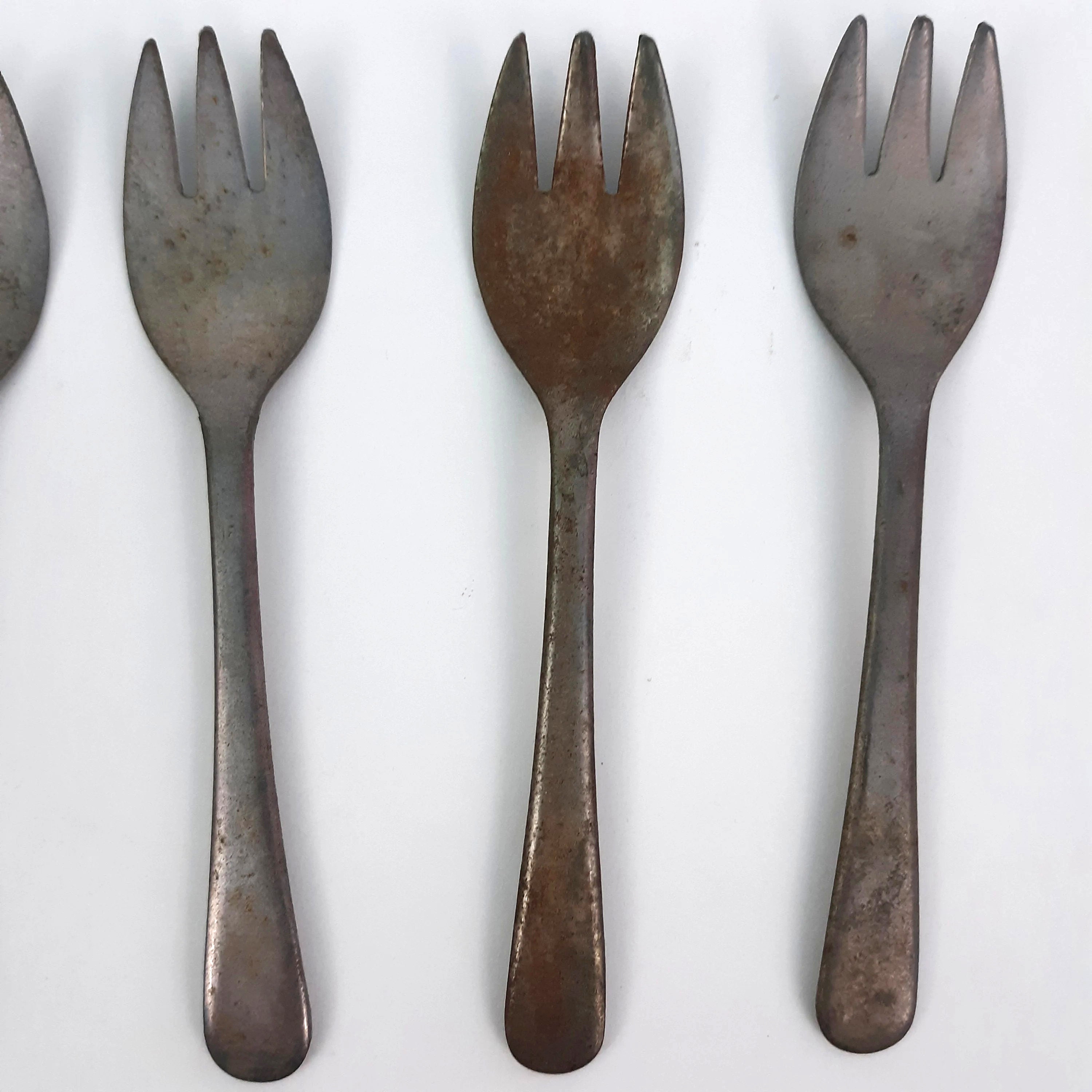 Vintage Rusty Small Forks ~ Silver Plate ~ Vintage Sheffield - Etsy