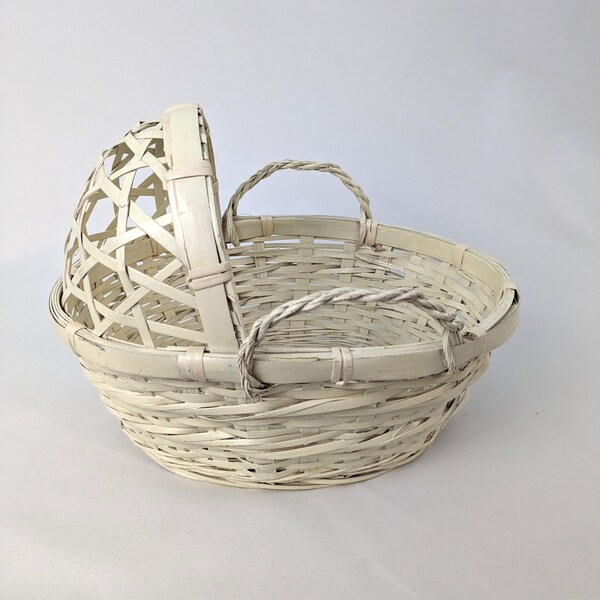 White Wicker Small Cradle Basket ~ Woven Miniature Bassinet ~ Baby Shower Decor ~ Little Doll Bed