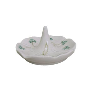 Belleek Pottery Shamrock Ring Holder ~ Made in Ireland