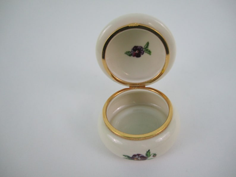 Trinket Box~Vintage~Porcelain~Floral~Tea Light Holder~Partylite