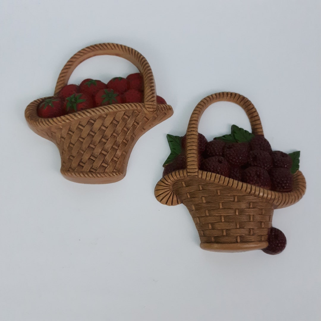 Plastic Berry Basket Plaques Strawberry and Blackberry Wall Etsy