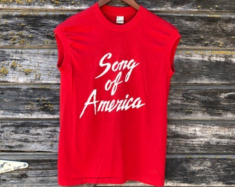 80s vintage red graphic tee sleeveless muscle shirt 1980s Song of America USA patriotic soft 50/50 Screen Stars T-shirt S
