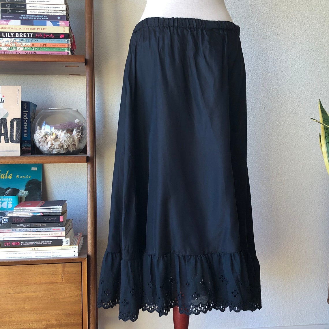 Vintage Gunne Sax black lace trim skirt 70s 80s witch maxi | Etsy