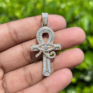 14K Gold Diamond Cross Pendant Necklace: Unisex Religious Charm