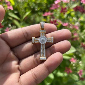 14k Gold Diamond Cross Pendant Necklace: Unisex Religious Charm