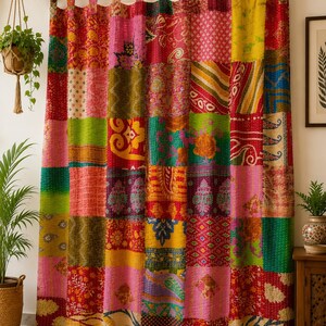 Boho Kantha fönstergardin, handgjord vintage bomullsgardinpanel, indisk lapptäckstextil, färgglad heminredning