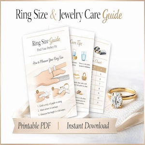 Op de afbeelding: Een set van drie keramische nestkommen in tinten blauw, groen en wit. De kommen hebben een gespikkelde glazuur en een eenvoudig, modern ontwerp. De grootste kom heeft een diameter van ongeveer 18 cm.