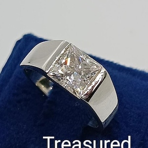 Bague homme diamant moissanite taille princesse, bague en argent 925, bague moissanite serti clos, chevalière pour homme faite main, bague diamant carrée de laboratoire