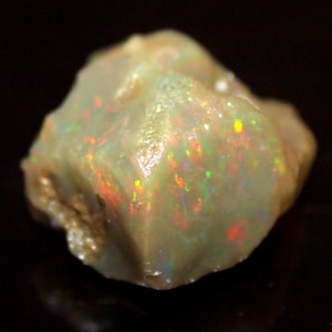62.75 Carats! Opal Rough, Natural Ethiopian Oil Opal, Specimen Crystal Opal, Welo Fire Flashy Fire Opal Making For Jewelry Opal Rough Gems,