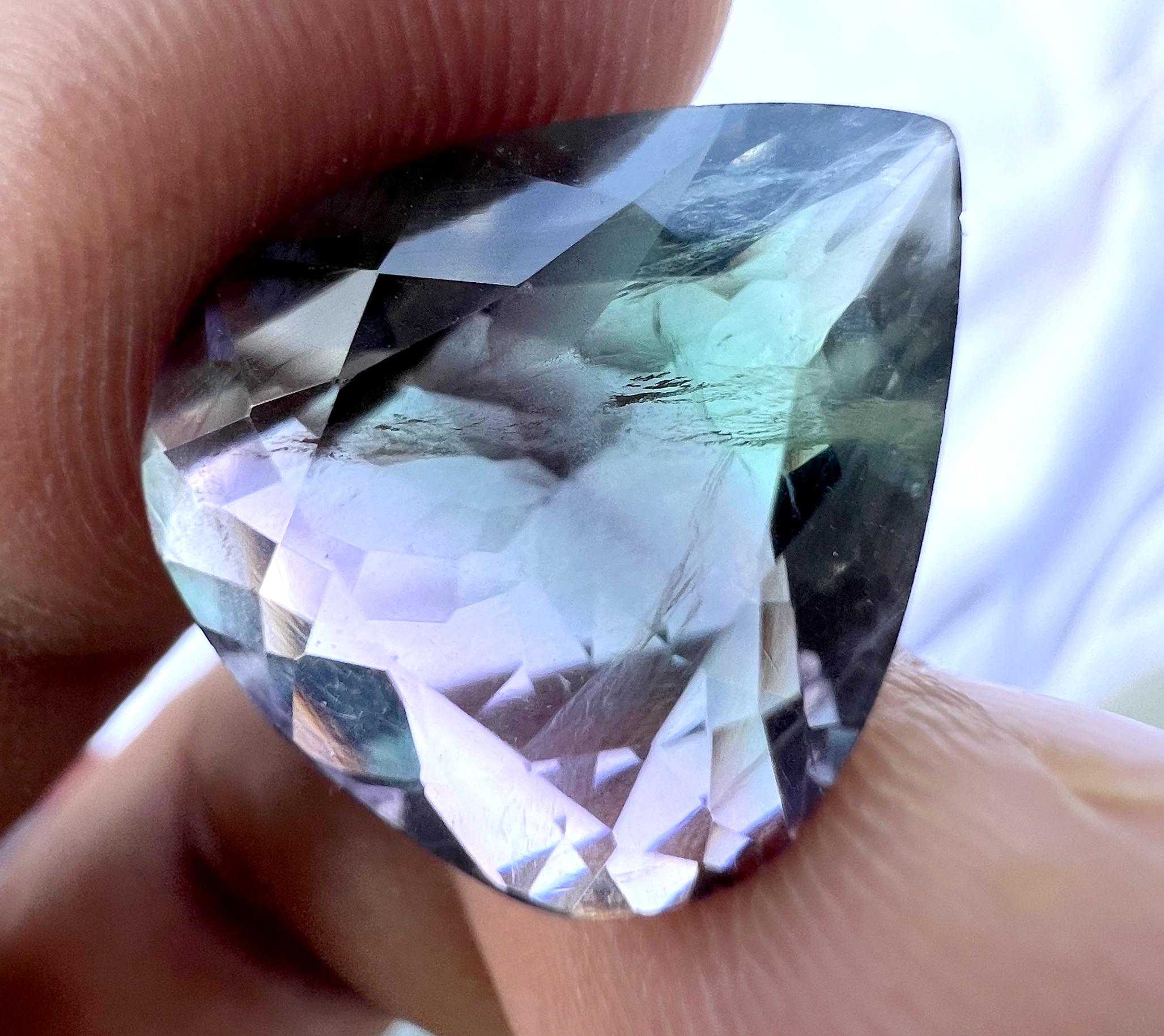 専用✳︎フローライト　ファセットハート他　合計4点 13.85カラット天然バイカラーフローライトハート、ファセットカット