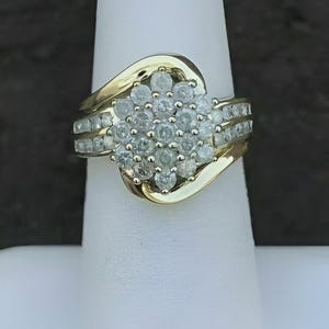 Anillo de compromiso de diamantes de talla redonda de 2,00 ct, anillo de promesa, anillo de diamantes de plata, regalo de cumpleaños, anillo chapado en oro amarillo de 14 k