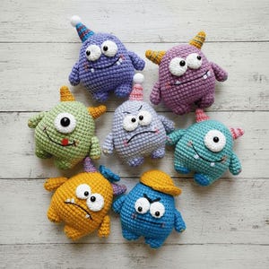 Monster Häkelanleitung PDF, Amigurumi Plüschtier Anleitung, süße Monsterpuppe Halloween, einfaches Häkelmuster für Anfänger, DIY Geschenk