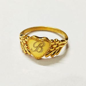 Personalized Gold Heart Signet Ring: Engraved Initial, Floral Detail