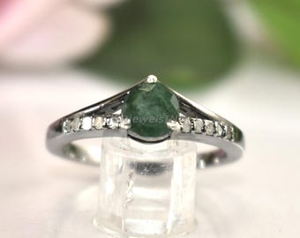 Victorian Special Handmade 925 Sterling Silver Ring with Emerald & Diamond - Trending Design Jewelry - Christmas Gift Idea
