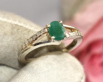 Alluring Emerald And Diamond 925 Sterling Ring Silver Victorian Handmade Jewelry