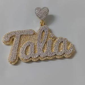 Colgante de moissanita personalizable con nombre para hombre / 2,5 cts de moissanita auténtica, estilo hip hop / Joyería personalizada / Regalo de cumpleaños / Colgante personalizado