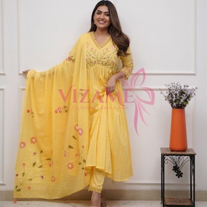 Katoen zachtgeel Salwar Kameez voor moeder Dagelijkse Kurta voor dames Indiase outfits Salwar Kameez, Kurta-set, pakken, Indiaas geel Kurta-pak