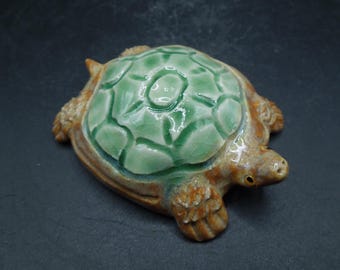 Handgefertigte Tonschildkröte-Figur - 6,5 cm