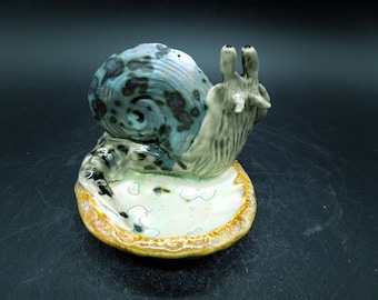 Tiny Snail Dish