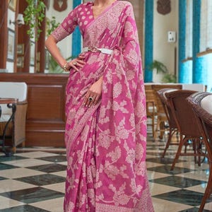 Sari di seta fatto a mano con tessitura Zari: sari da sposa indiano