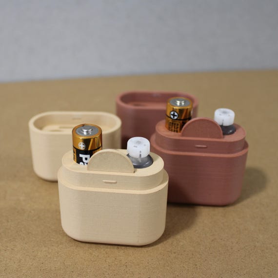 Medtronic Insulin Pump Reservoir & Battery Holder With Coin Battery Cap Opener
