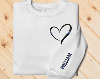 Bestickte dünne blaue Linie Sweatshirt, benutzerdefinierte Polizei Frau Shirt, Polizei Mutter Shirt, Polizei Freundin Shirt, Geschenk für Polizei Frau Mutter GF
