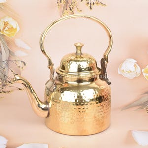 Handmade Hammered Brass Tea Kettle: Indian Ayurvedic Decor (1 Liter)