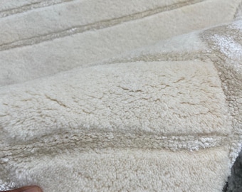 Ivory Textured Wool Rug, Hand Tufted Plush Carpet, Minimalist Cream Area Rug, Soft Neutral Modern Rug, Luxury Handmade Rug