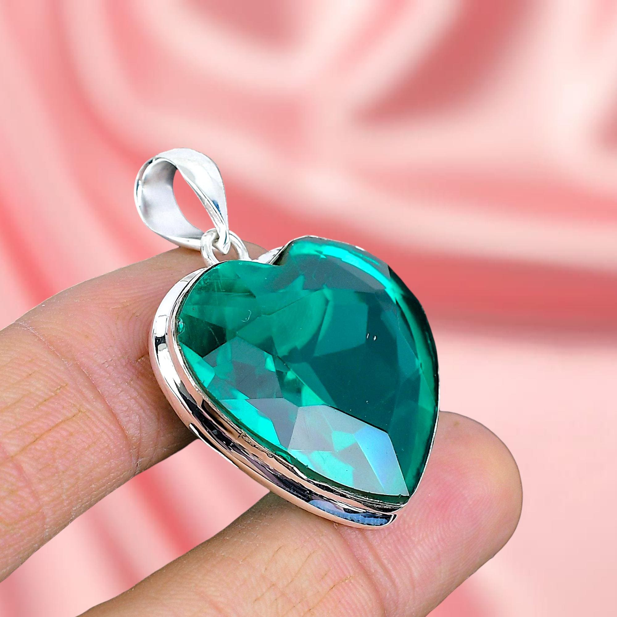 Paraiba tourmaline pendant - Etsy 日本