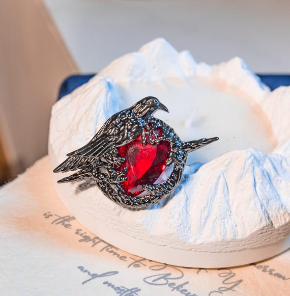 Love and Deepspace Sylus Crow Brooch カラスリング カラス