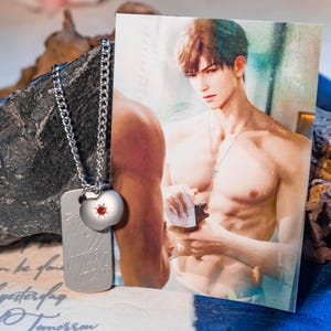 Love and Deepspace Caleb When U Come Back Pendant, CALEB APPLE NECKLACE ,Caleb Necklace, Matte Apple Tag Pendant Necklace,Charm Jewelry Gift