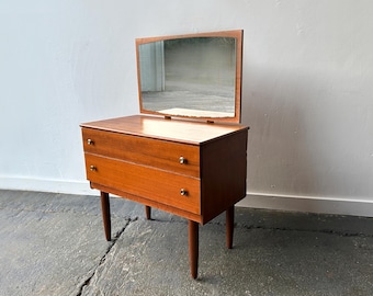 Petite commode vintage Mid-Century des années 1960 avec miroir