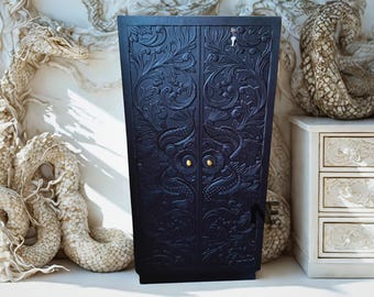 Armario de madera de mango tallada a mano con acabado negro Almirah, mueble de almacenamiento hecho a mano, muebles de dormitorio modernos