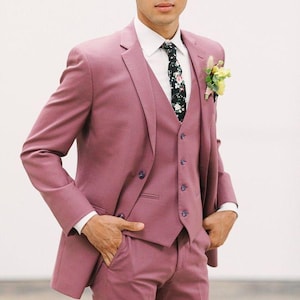 Men’s Pink 3 Piece Suit | Wedding Suit for Groom and Groomsmen | Slim Fit Formal Suit with Vest | Prom, Party & Dinner Wear | Modern Stylish