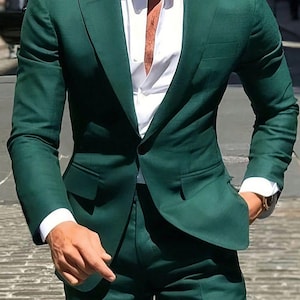 Emerald Green Slim Fit Suit: Two-Piece Blazer & Pants - Men&#39;s Fashion