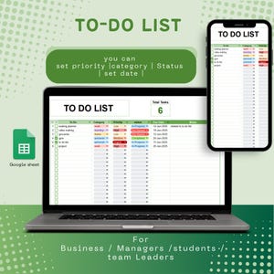 Può includere: Un laptop e uno smartphone che mostrano un foglio di calcolo di un elenco di cose da fare. Lo schermo del laptop mostra un elenco di attività dettagliato con categorie, priorità, stati e scadenze. Il testo "TO-DO LIST" e "Google sheet" è incluso.