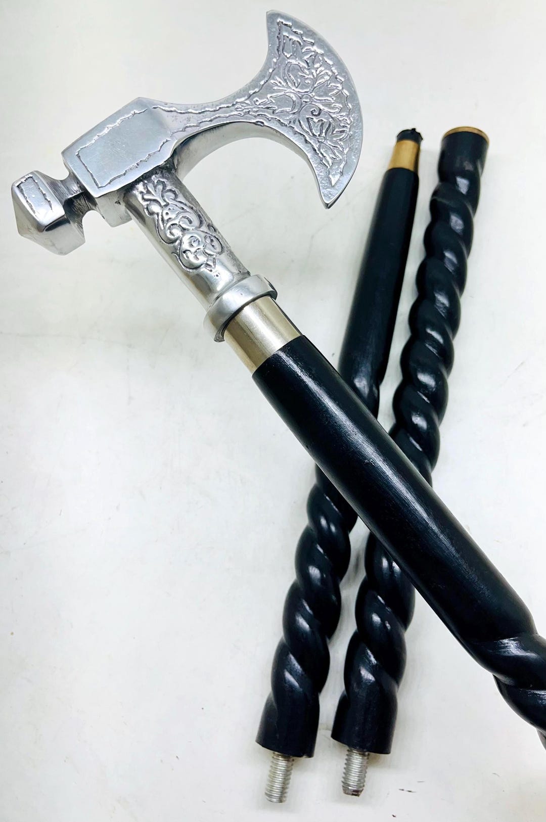 シルバー斧杖ハンドル：花の彫刻が施されたウォーキングスティック
