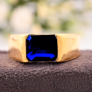 14K Yellow Gold Sapphire Ring: Art Deco Men&#39;s Wedding Band
