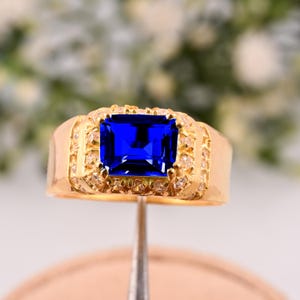 14K Yellow Gold Sapphire Ring: Art Deco September Birthstone