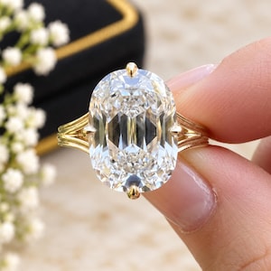 Old Mine Cushion Cut Lab Grown Diamond Ring, 5 Ct Solitaire, Split Shank, 18K Gold