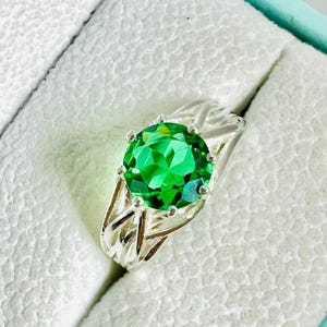 Lab Emerald Sterling Silver Ring: Twisted Band Cocktail Jewelry