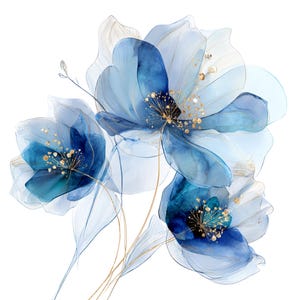 Op de afbeelding: Waterverfillustratie van blauwe bloemen met gouden accenten. De bloemen hebben delicate, doorschijnende bloemblaadjes en ingewikkelde details. Het kunstwerk staat tegen een witte achtergrond, waardoor de levendige blauwtinten en gouden accenten worden benadrukt.