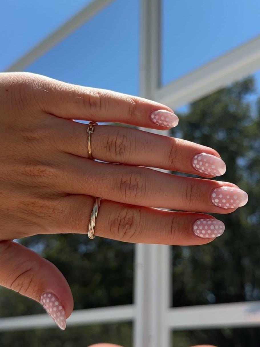 Press on polka dot nails