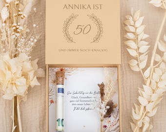 Personalized 50th birthday gift box with dried flowers | Cash gift for a milestone birthday | Gift certificate packaging | Gift for women or men